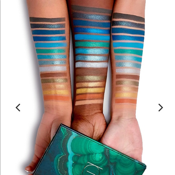 Hipdot eye shadow pallet - Picture 3 of 4